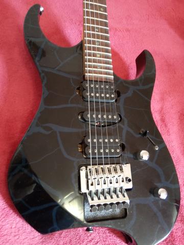 Tagima Arrow 2, troco por modelo OLP Music Man ou Les Paul