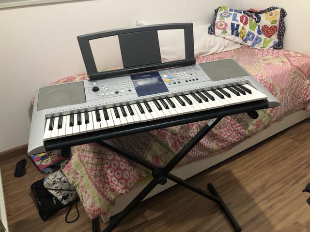 Teclado yamaha psre323