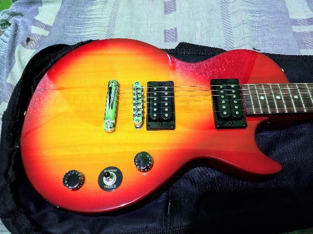 V/T Guitarra Epiphone Les Paul (Leia)