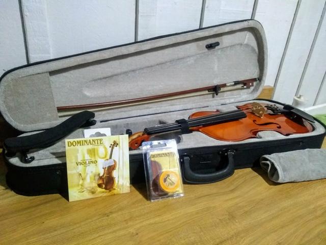 Violino e acessórios