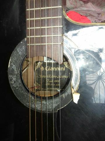 Violão Giannini