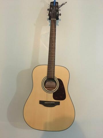 Violão Takamine