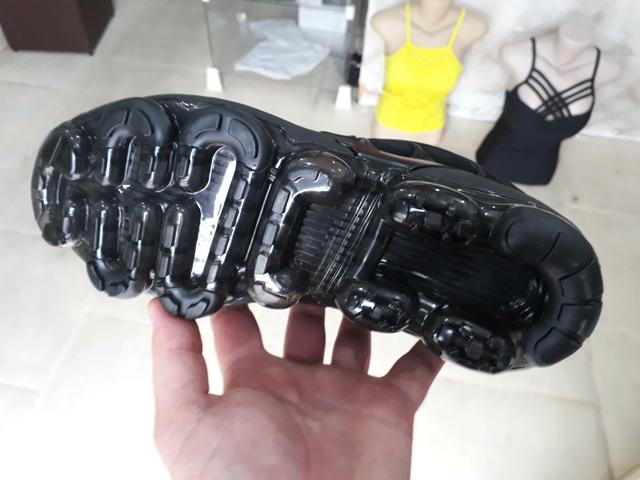 Nike vapormax edição Black novo zerado na caixa aceito