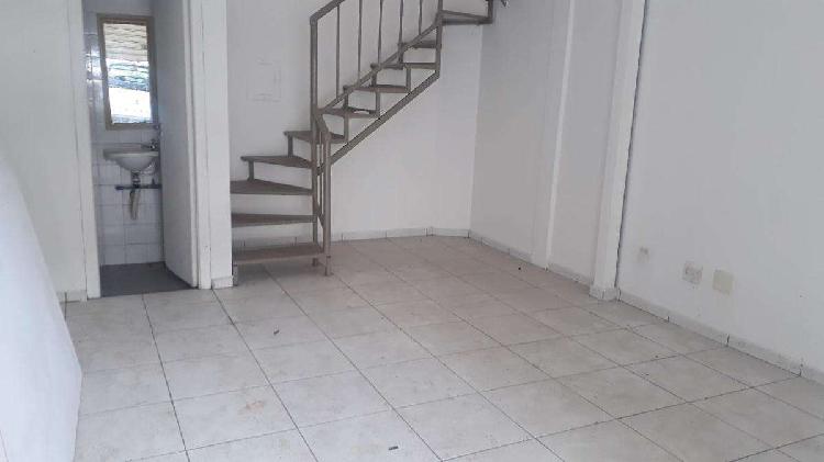 Loja, Anchieta, 0 Quarto, 1 Vaga, 0 Suíte