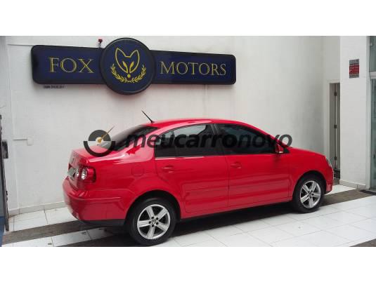 VOLKSWAGEN POLO SEDAN 1.6 MI TOTAL FLEX 8V 4P 2010/2011