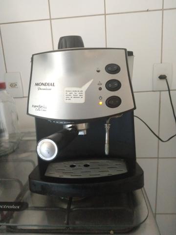 Cafeteira Expresso Coffee C-08 - Mondial 110V