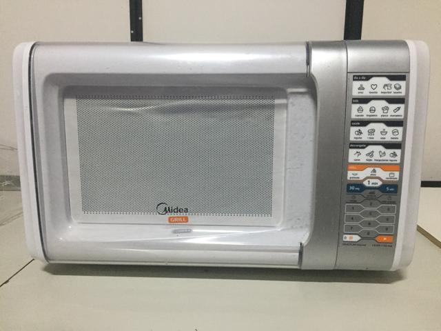 Microondas Midea 30 litros