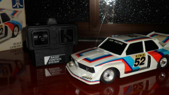 BMW 320i Racing - Radio Controlled