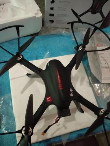Drone bugs  a 600 metros, zero na caixa