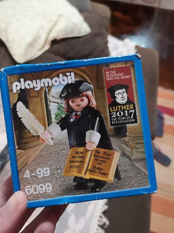 Playmobil de Luther (Lutero) fechado na caixa
