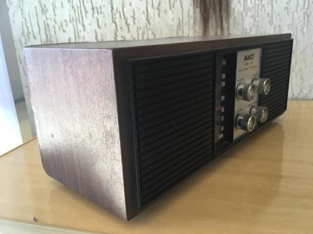 Rádio Aiko RC603 antigo
