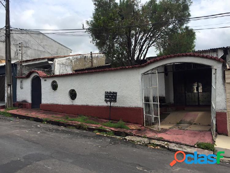 Vendo ou Alugo Casa no Conjunto Dom Pedro - Manaus Amazonas