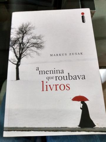 Livro "A menina que roubava livros"