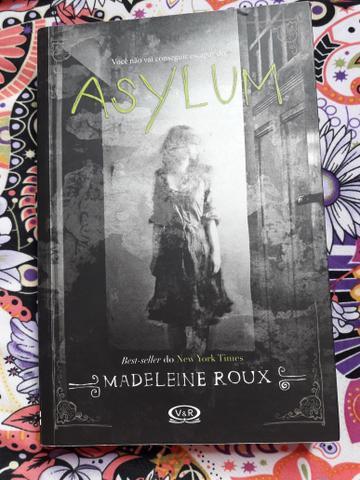 Livro Asylum. (terror,suspense.)