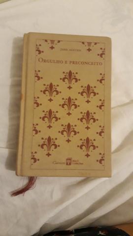 Livro Orgulho e Preconceito, de Jane Austen