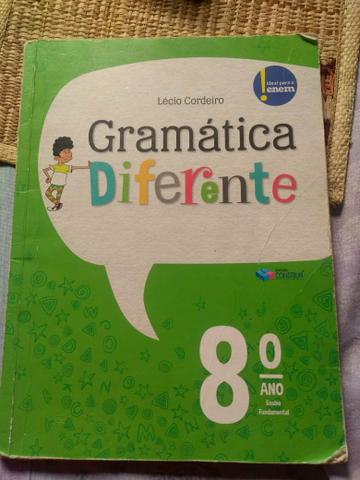 Livro de gramática de 8 ano