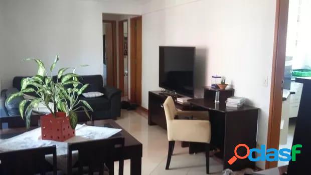 Apartamento com 3 dormitórios à venda, 90 m² por R$