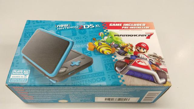 New Nintendo 2DS XL Edição Mario Kart - Novo + Case