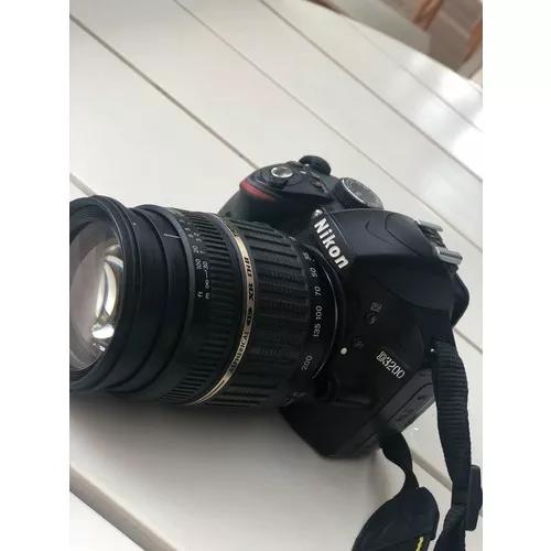 Nikon D3200 + Lentes 18-200 E 50mm + Bolsa