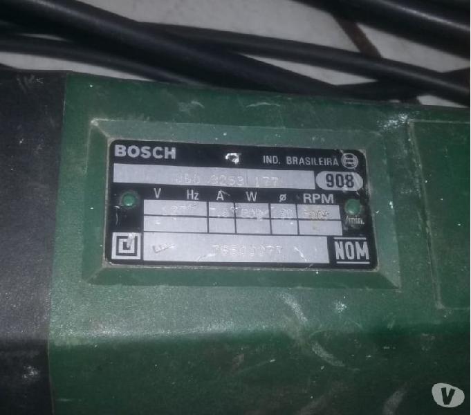 Vendo máquina de polir Bosch com boinas...