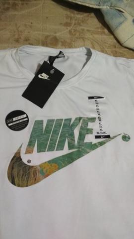 Camisa Nike Dri Fit nunca usada