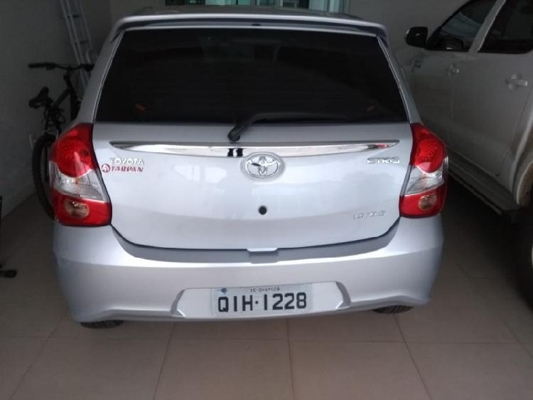 VENDE-SE TOYOTA ETIOS 2018