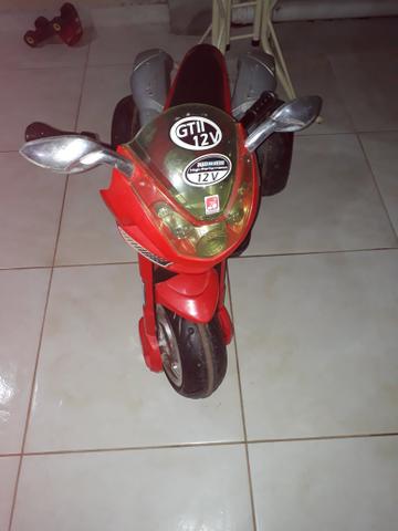 Vendo moto motorizada