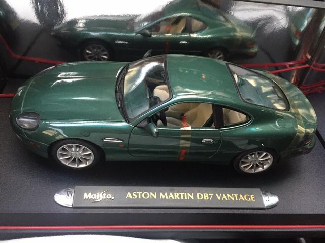 Aston Martin DB7 maisto 1:18