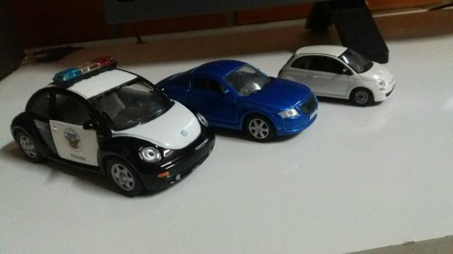 Carrinhos Miniaturas