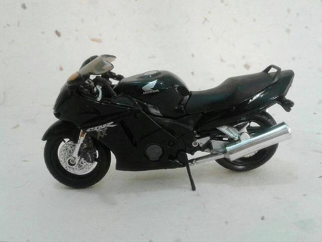 Miniatura Honda CBR XX Black