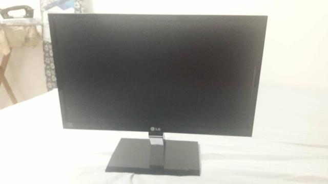 Monitor LG p