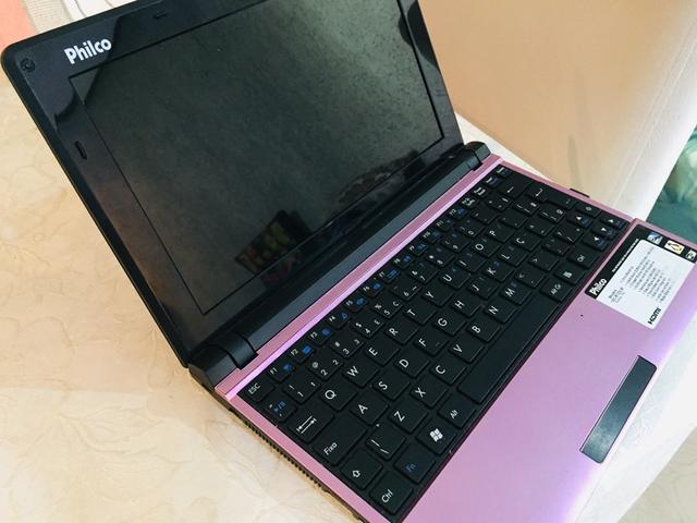 Netbook Philco Rosa