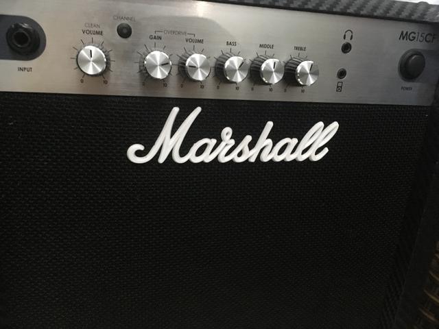 Amplificador marshall guitarra