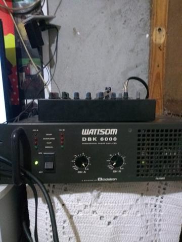 Amplificador wattsom DBK  semi novo