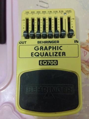 Pedal Equalizador Behringer