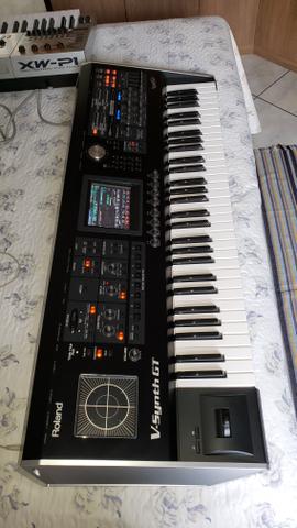 Roland v Synth gt