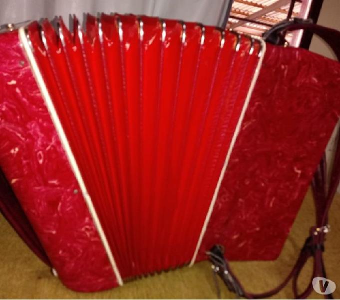 Acordeon Universal 60 Baixos
