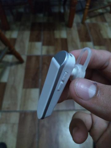 Headset semi novo