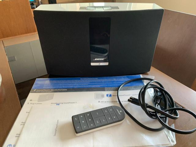 Caixa de Som BOSE SoundTouch 20 - WiFi