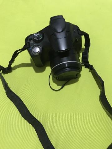 Câmera fotográfica Canon