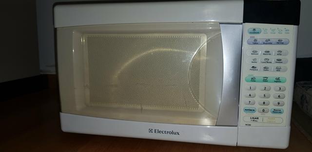 Microondas Electrolux 26 l