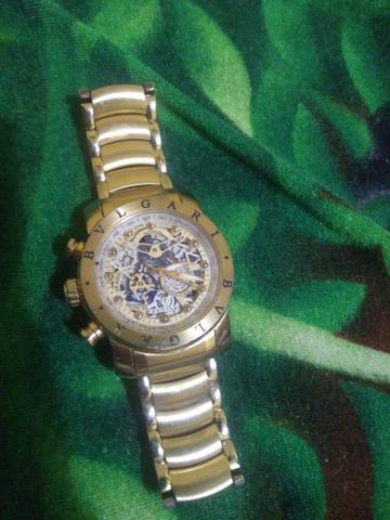 Relógio bvlgari