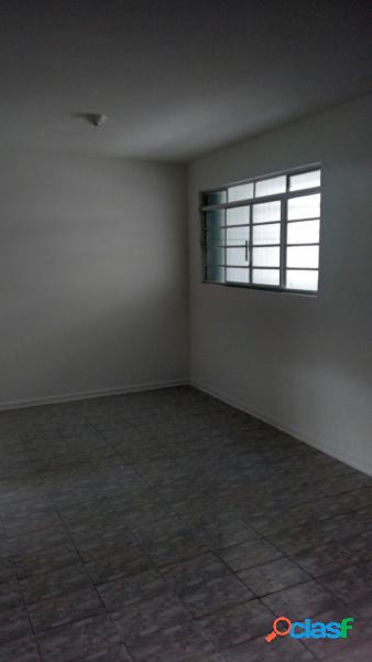 Apartamento com 2 dorms em São Paulo - Penha por 275 mil à