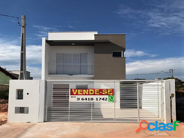 Casa a Venda no bairro Bela Vista - Araçariguama, SP -