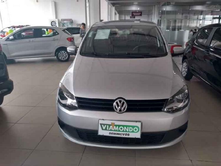 Volkswagen Fox 1.0 MI Total Flex 8v 5p