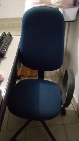 Cadeira Escritório Azul Giratória