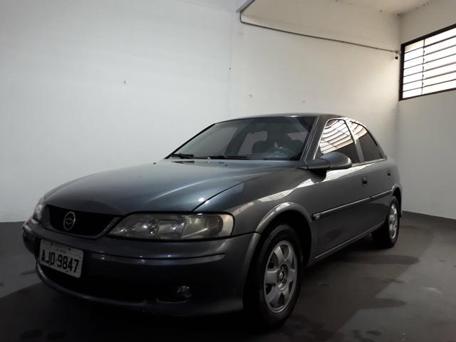 GM/Vectra Gl 2.2 completo - 