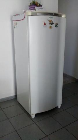 Vendo geladeira Consul Facilite Frost Free Congelador Super