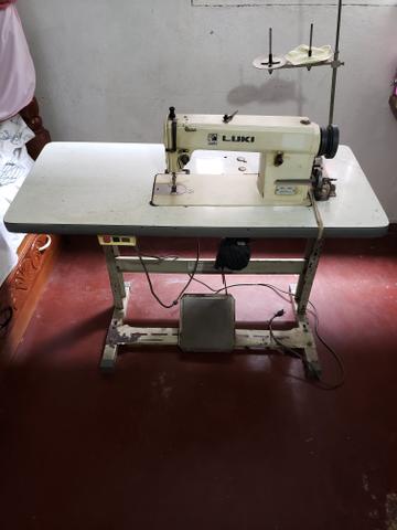 Vendo máquina de costura
