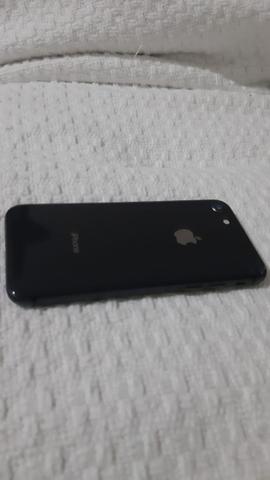 IPhone 8 black 64 Giga